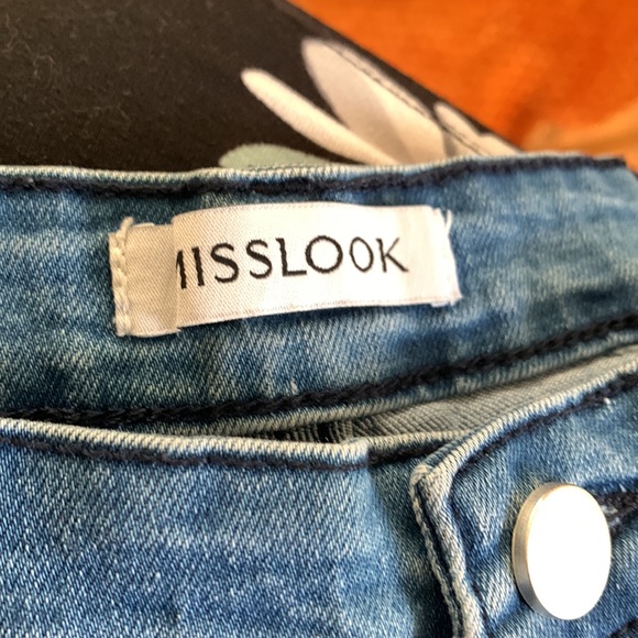 Boho groovy 3xl Bermuda Jean shorts. Super cute. - Picture 4 of 4